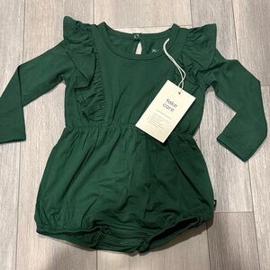 Kyte BABY Green Long Sleeve Bodysuit